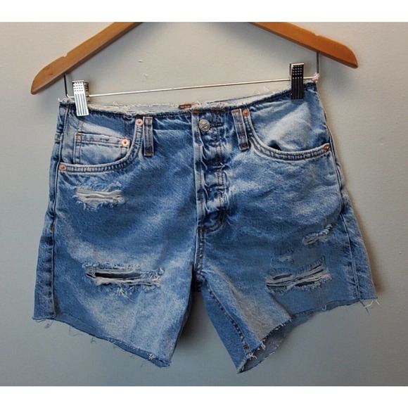 Free People Denim Shorts Size 24 Distressed Cut-offs Button-fly Medium Wash Fade - Picture 10 of 10